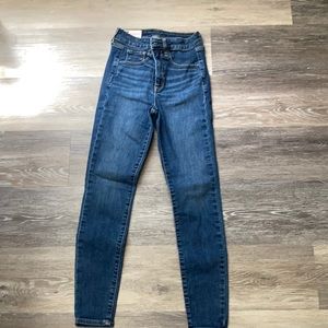 Gap Women’s Universal Jegging High Rise